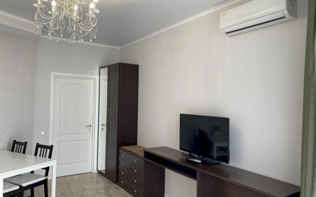 Апартаменты 090 Приморская 30А