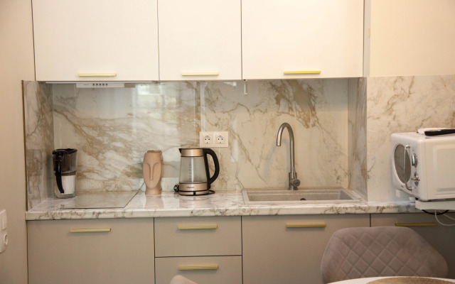 Квартира Студия с Дизайнерским Ремонтом на Черноморском Побережье