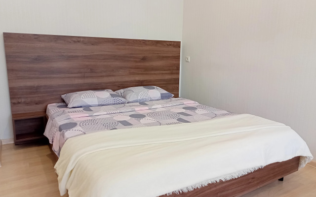 Frunze Avenue 26/4 Apartments