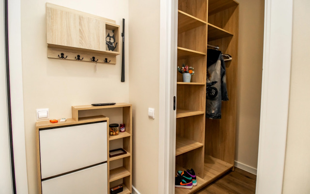 Lyubimovo 10-613 Flat