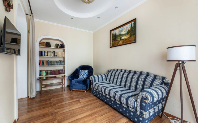 Квартира Уютная трехкомнатная в центре