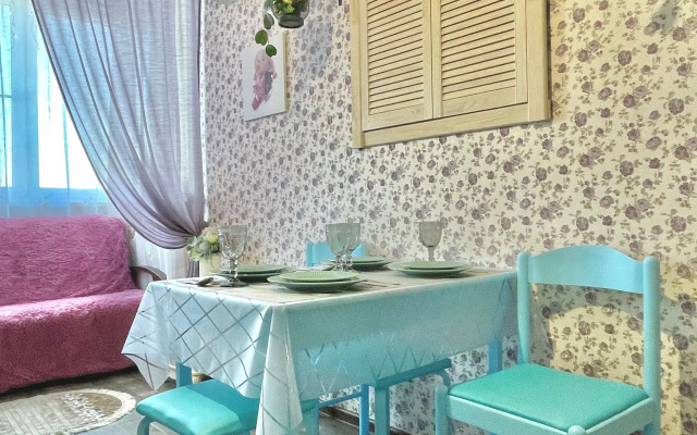 Uyutnaya V Tsentre Ryadom S Morem Flat