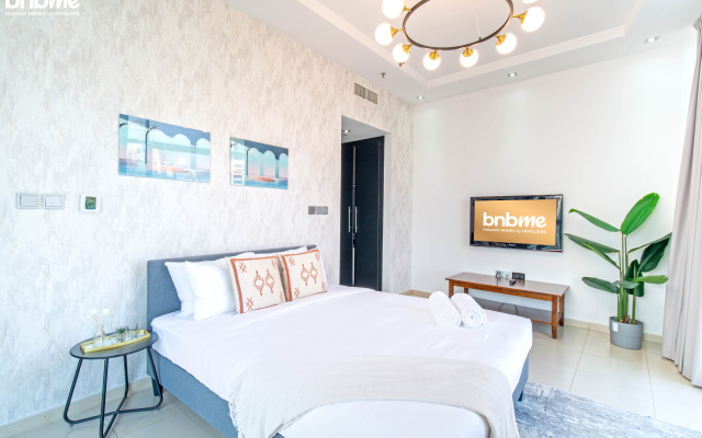 Апартаменты Luxury Penthouse with Marina and Sea Views|bnbme-2301