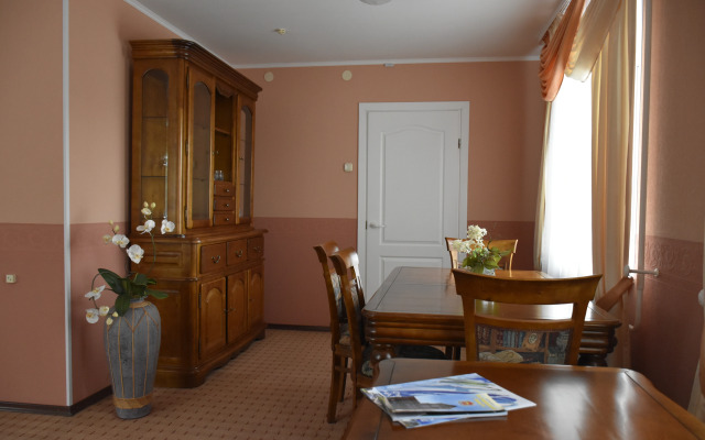 Отель Березка