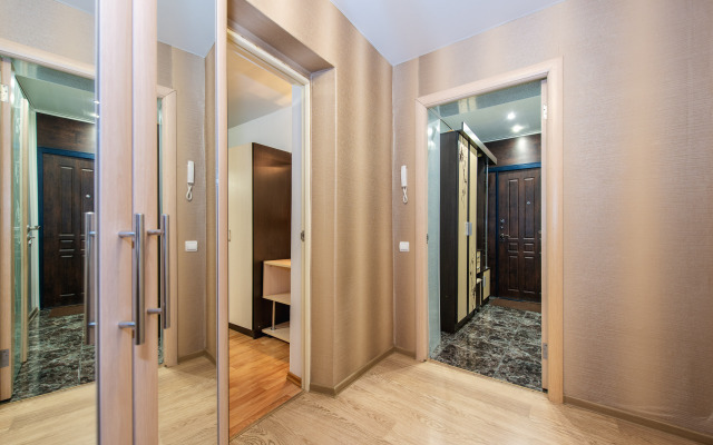 Апартаменты Яр-сутки на Московском 159