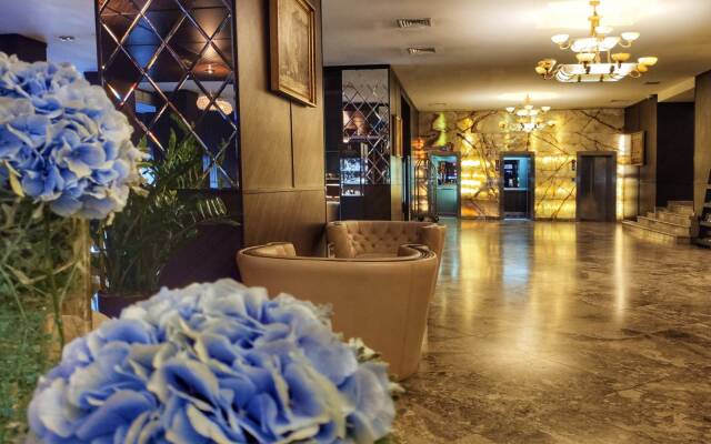 Maidan Palace Hotel