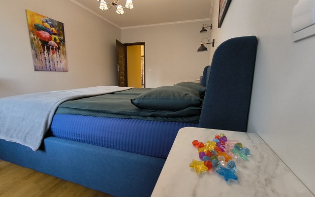 Апартаменты на 8-м этаже в центре, 70 кв. м.