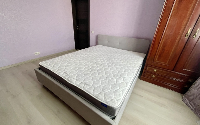 Квартира Трехкомнатная на улице Сходненская 23