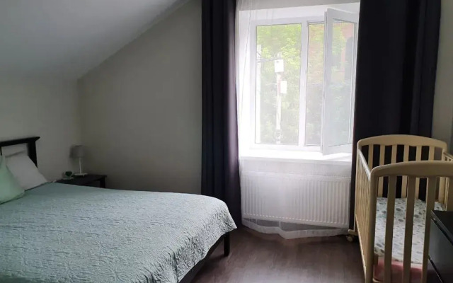 Bolshaya semeynaya v istoricheskom tsentre Sergieva Posada Flat