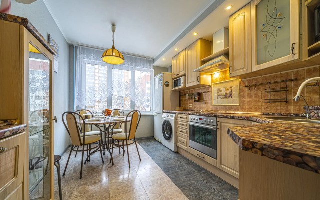 Квартира 3-х Комнатная на Гаккелевской 20 в Приморском районе