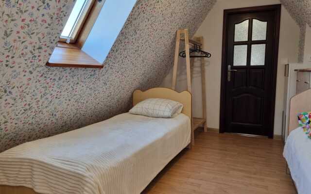 Частный дом  ГД на Лермонтова 1