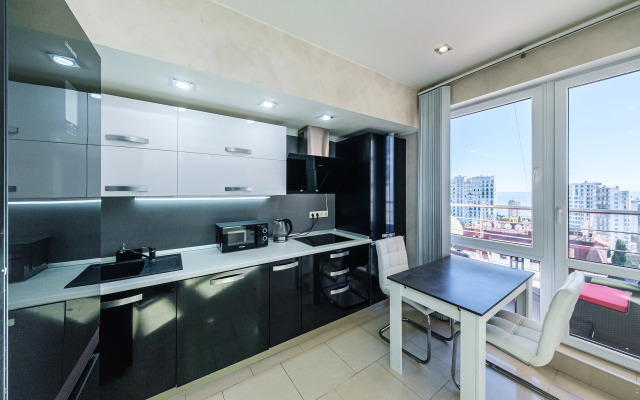 Vidovaya Dvushka S Balkonom Flat