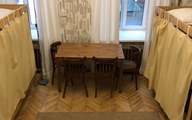 Гостевой Дом Old Flat  на 1-ой Советской