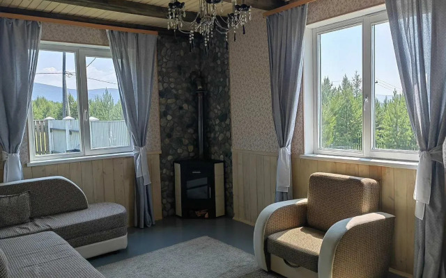 Bolshoy Private House