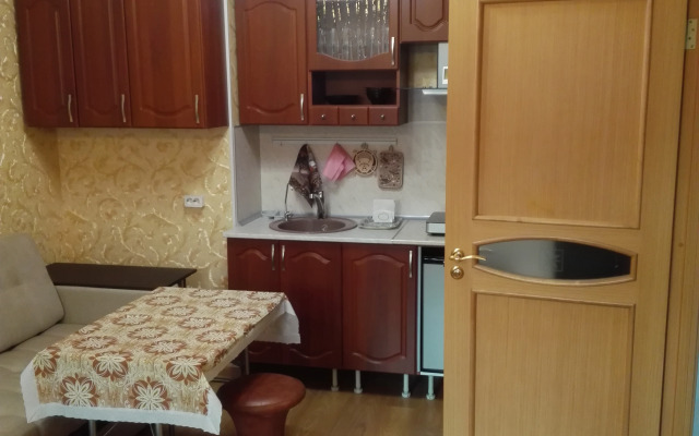 Na Dnepropetrovskoy Flat