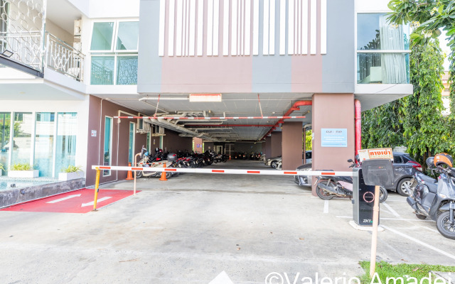 Апартаменты OMNIA Phuket - Ozone Condotel