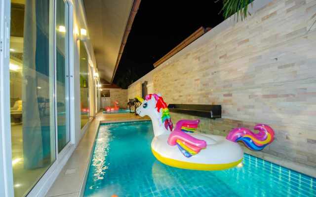 Pattaya Pool Villa