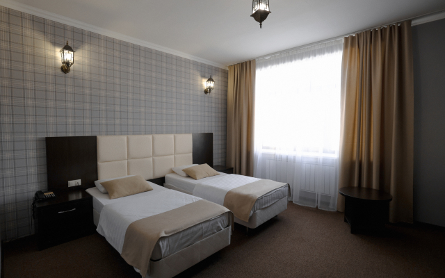 Marton Oka Hotel