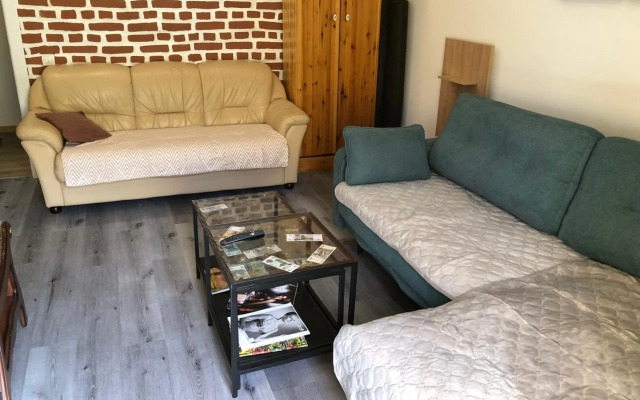 Апартаменты Логово Румс Шестикомнатные