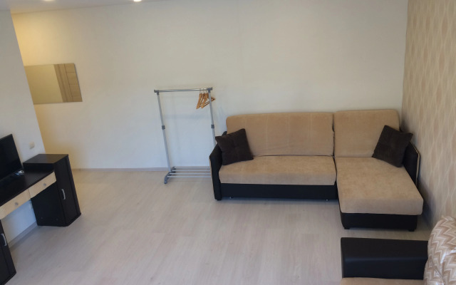 Komsomol'skaya - u Kremlya 4 Fl Apartment