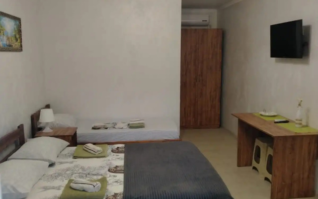 "Adam i Yeva" Guest House