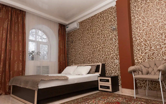 Отель Надежда