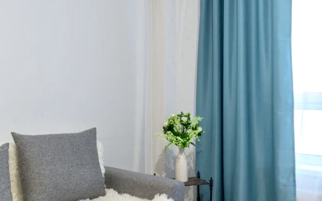 Апартаменты  Родионова 7