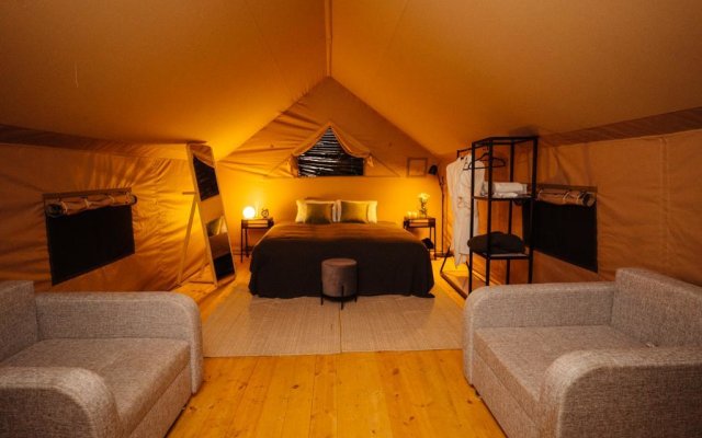 Luchshee Mesto glamping