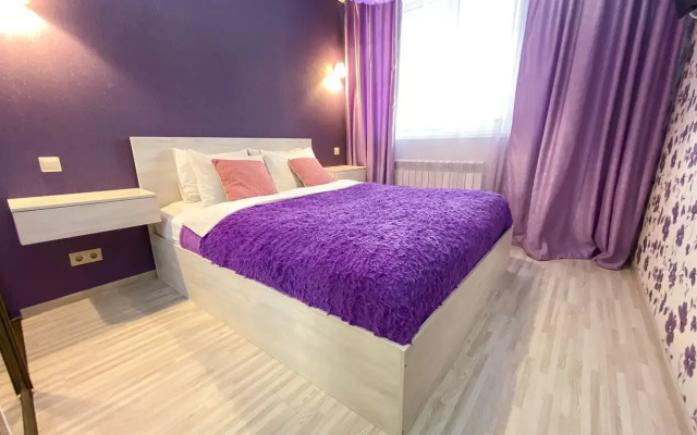 Апартаменты семейные с камином у ТЦ Аквамолл