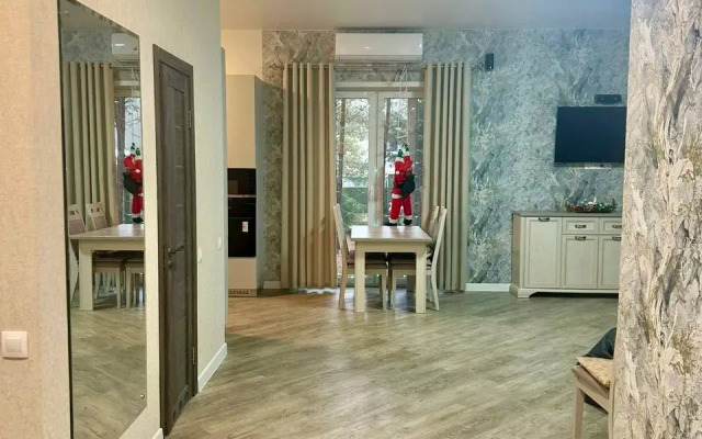 Premialny Semeyny Dom V Sosnovom Lesu Private house