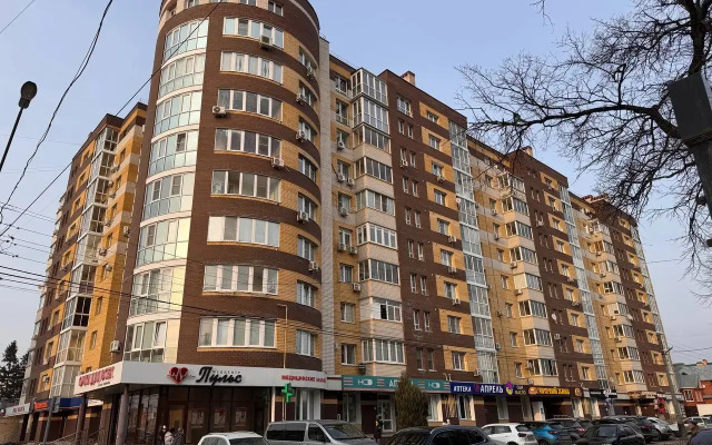 Okno v Parizh Flat