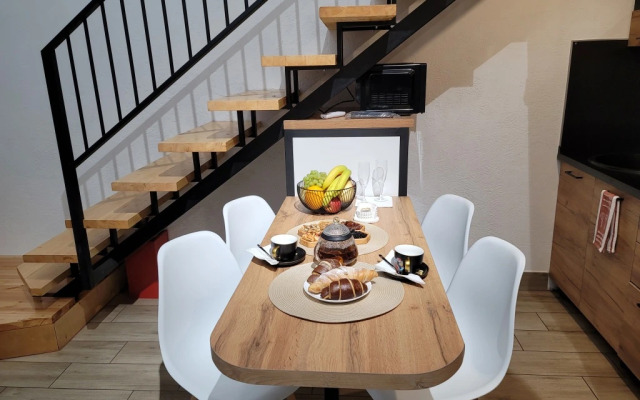 Kolizey 4 Apartments