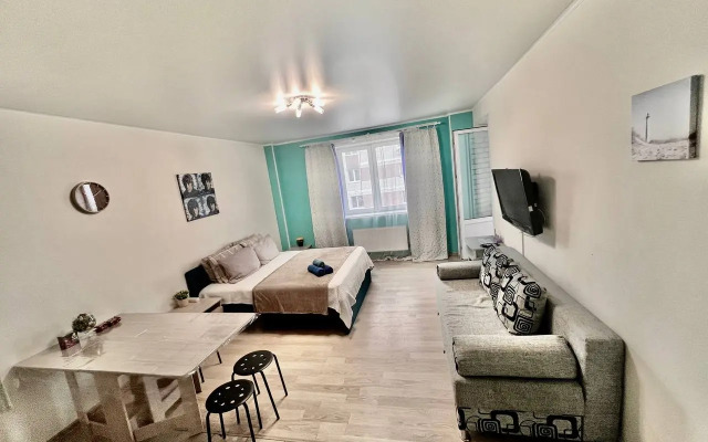 Uyutnaya, Teplaya, Chistaya Studiya Flat