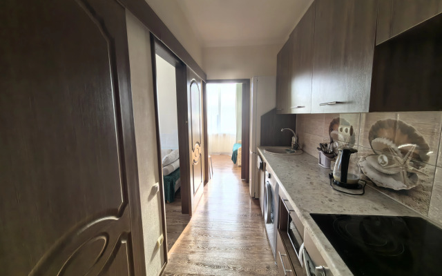 Trekhkomnatnye Apartments