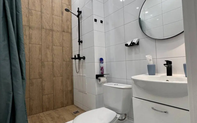 Yousinn Serafimovicha 6 Kv 5 Apartments