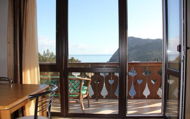 Shalyapin House Guest House