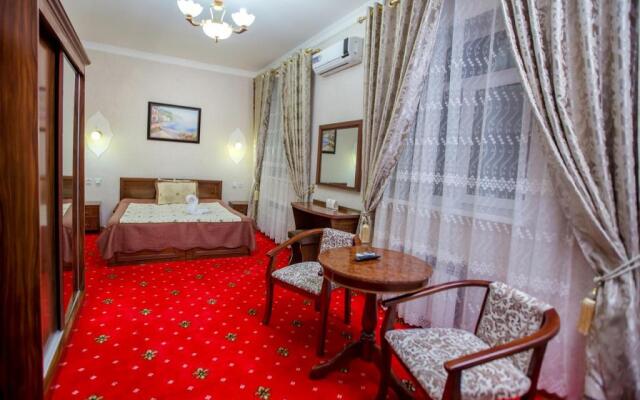 Qibla Tozabog Hotel