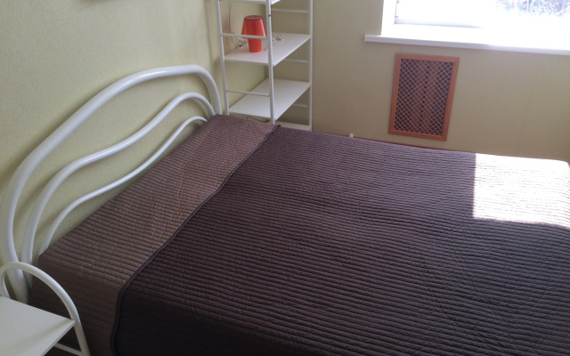 Ryadom S Morem Flat