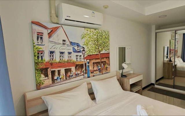 Aurora Thai Mbc Apartments