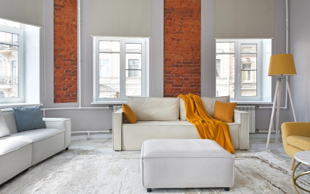 Апартаменты с видом на Князь-Владимирский сквер