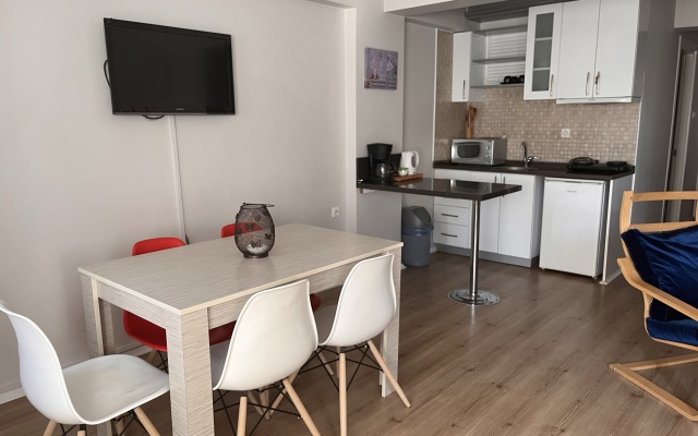 Deka Evleri Apartment