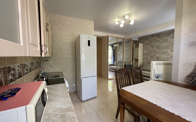 2-Kh Komnatnaya V Tsentralnom Rayone Sochi Flat