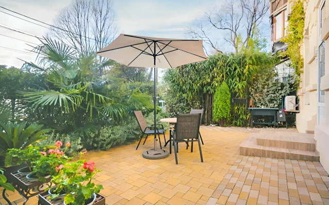 Апартаменты GoodZone на Театральной 1