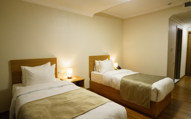 Green Palace Kutaisi Hotel