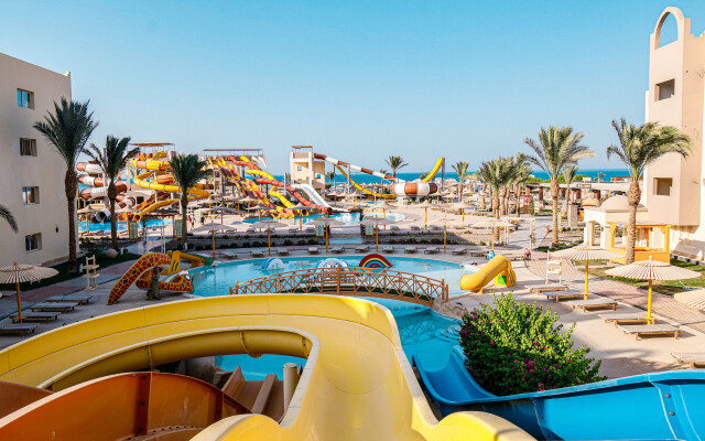 Отель  El Karma Aqua Beach Resort