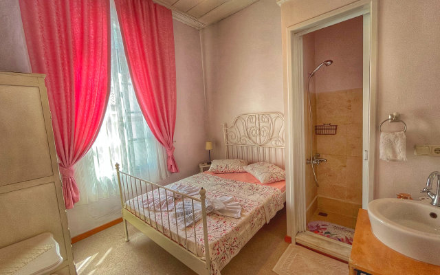 Eolya Guest House