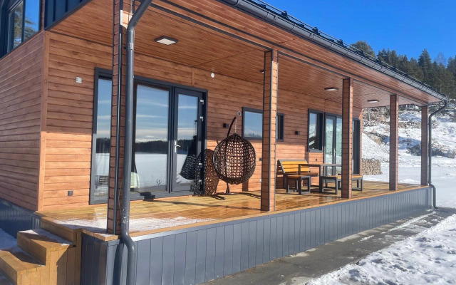 Частный дом Домики Ихоярви на озере (дом 4)