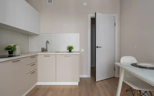 Ryadom S Gorkinsko-Ometyevskim Parkom Flat