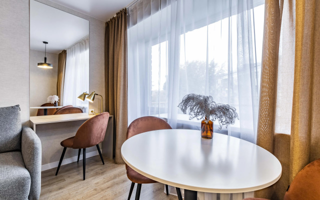 BeGuest na naberezhnoj reki Iseti Flat