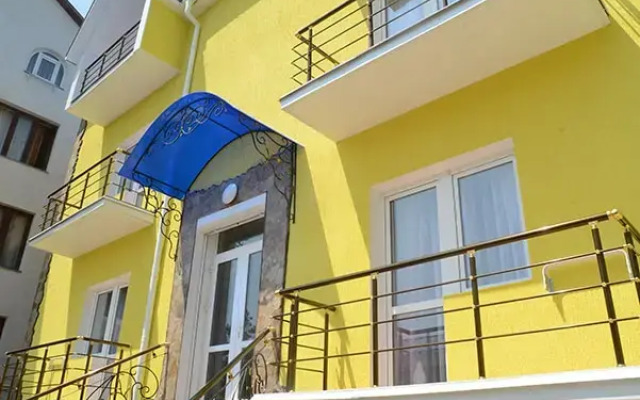 Отель Роман